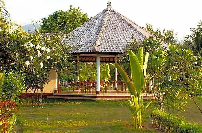Bali Oase バニュウェダン